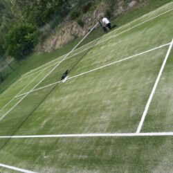 изкуствена трева за тенис корт